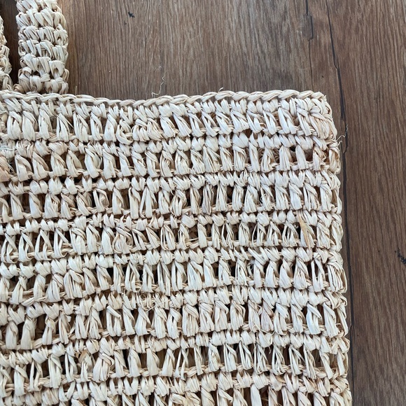 Jenni Kayne Woven Raffia Tote in Natural - Picture 7 of 11